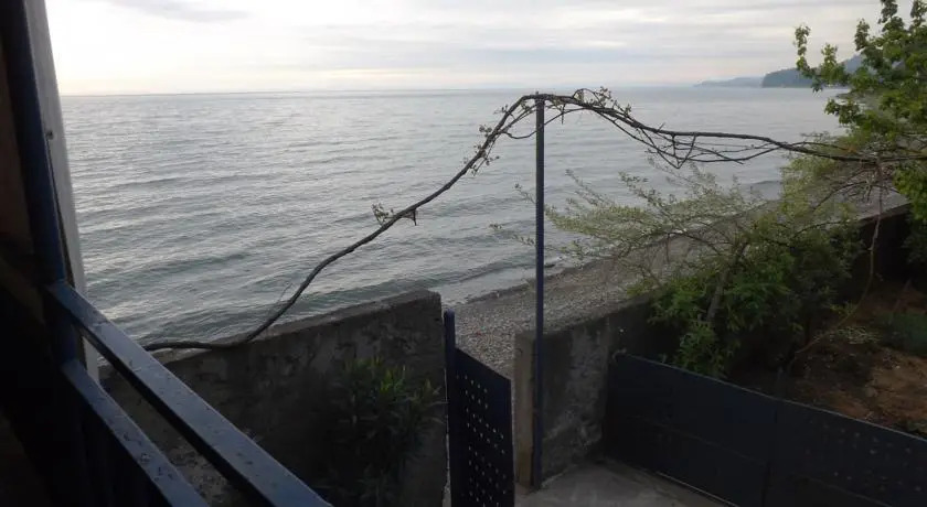 Guesthouse on Queen Tamar 23