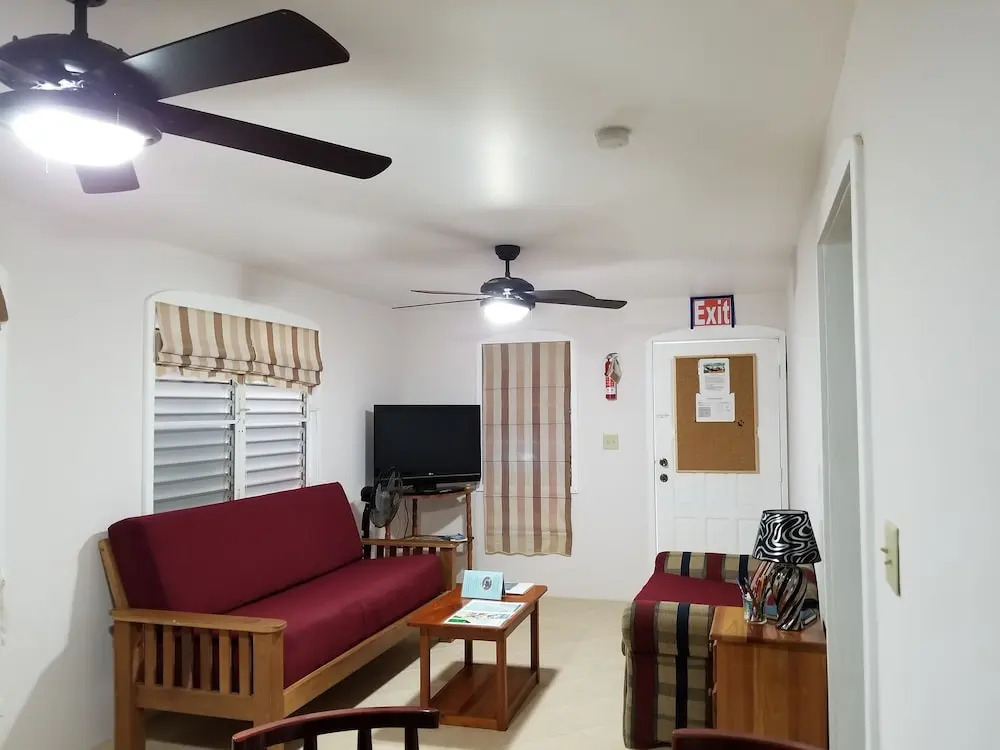 Canuck Cottage Two Bedroom House
