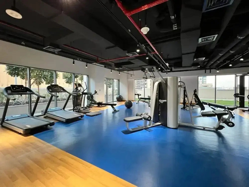 Silkhaus Modern Bellevue Tower Gym Pool Wifi