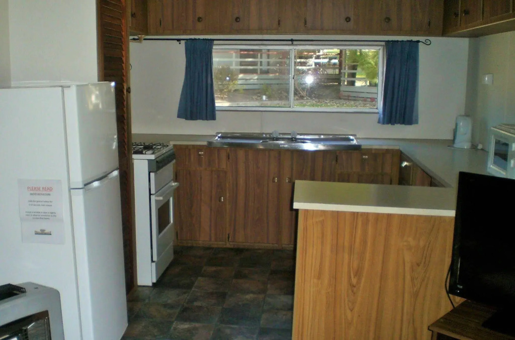 Mallacootas Shady Gully Caravan Park