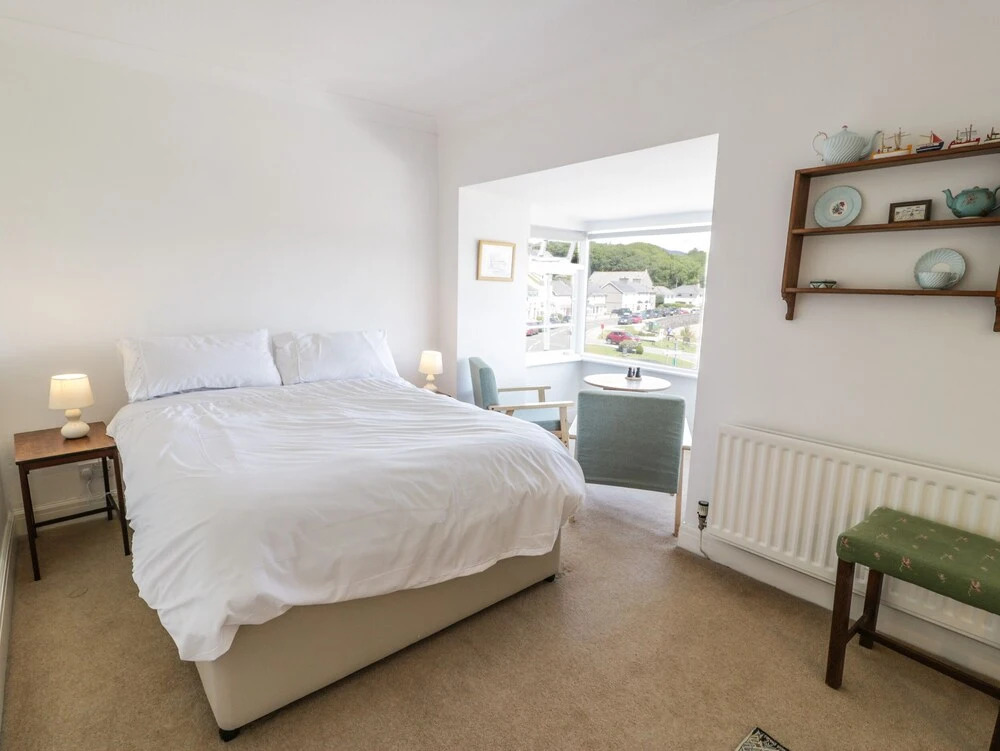 7 Ivy Terrace