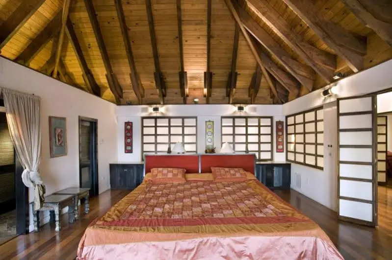 Stunning Balinese Style Villa