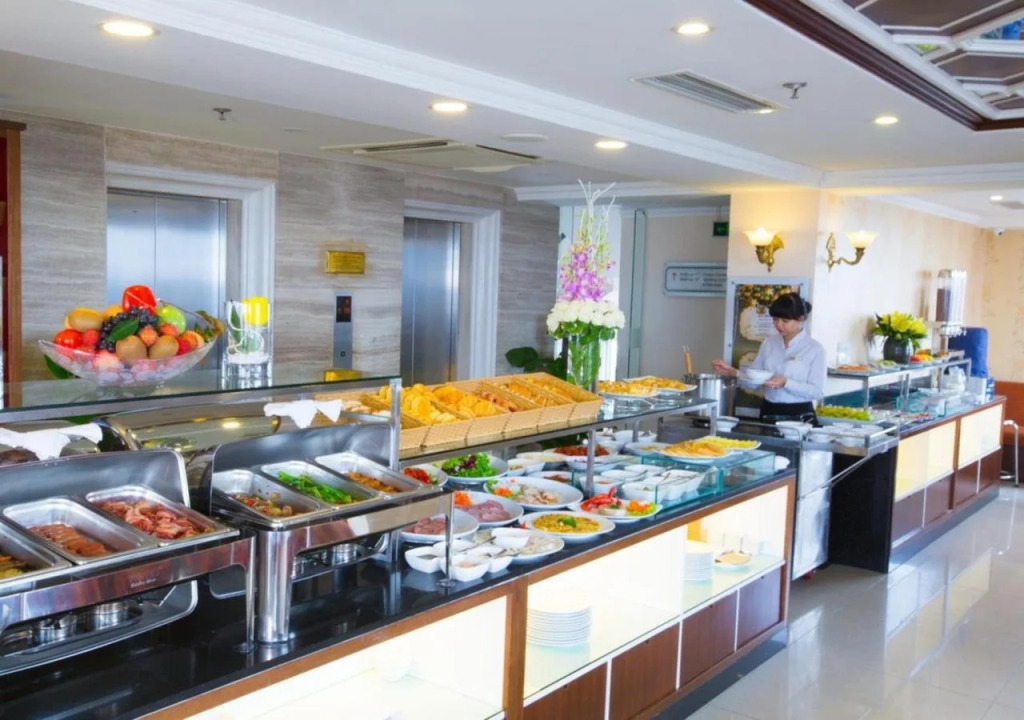 Chalcedony Grand Hotel