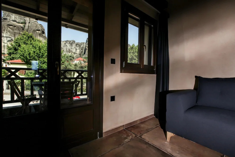 Meteora Heaven and Earth Kastraki premium suites