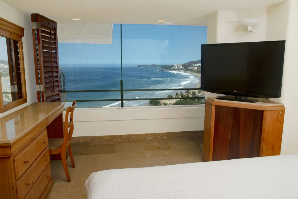 Emporio Ixtapa - with Optional All Inclusive