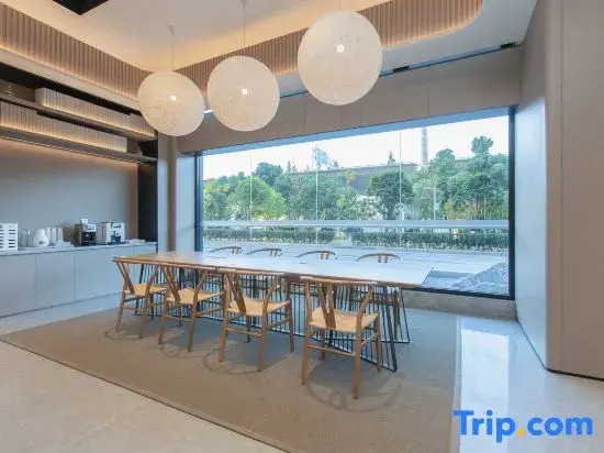 JI Hotel (Wuhan Baishazhou Dadao Zhangjiawan Subway Station)