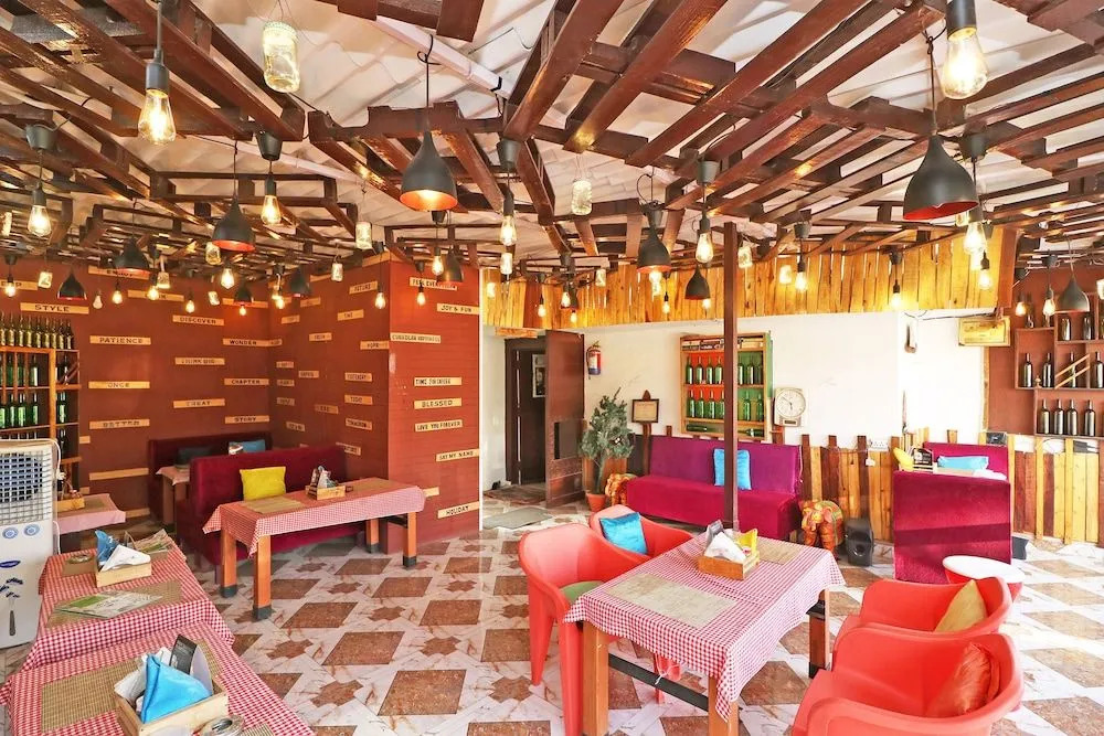 Hotel Aashiyana
