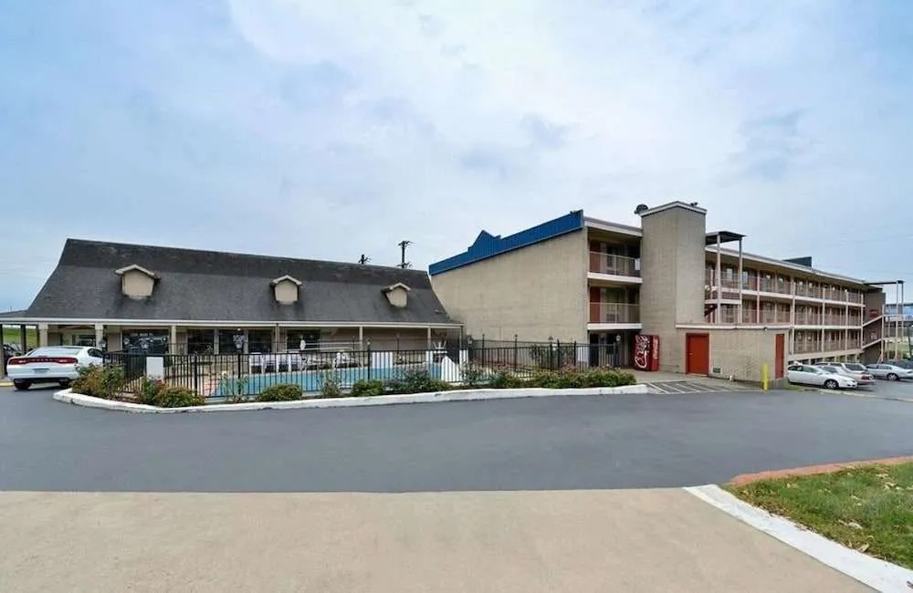 Rodeway Inn