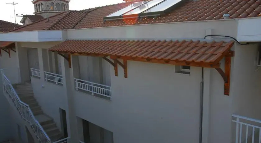 Phaethon Apartments & Studios