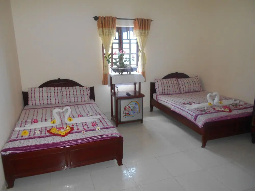 Suối Nước Resort