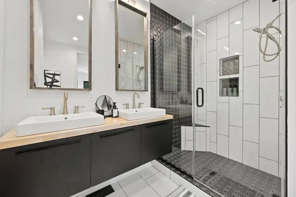 New Lux 3bed 3 5bath Short North