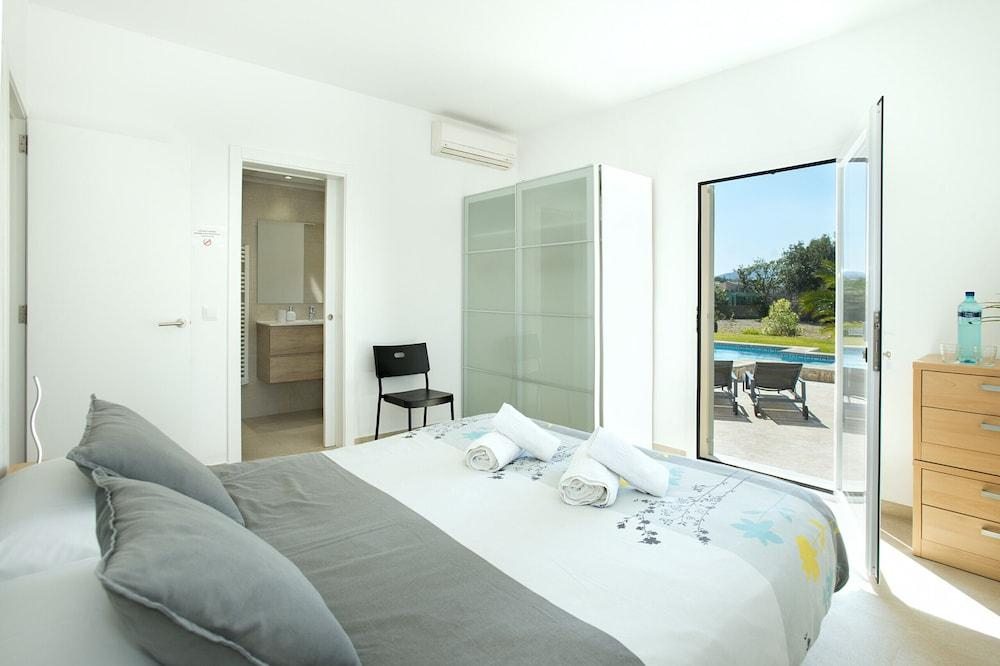 Owl Booking Villa Bernat - 10 Min Walk to the Beach