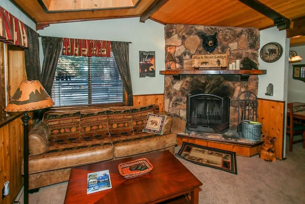 Moose Inn-1836 by Big Bear Vacations