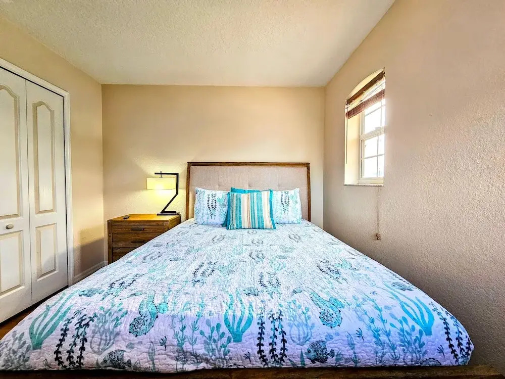 Coral Casa - Amazing Pool House Next to the Beach! 3 Min Walk! Awesome Pool!