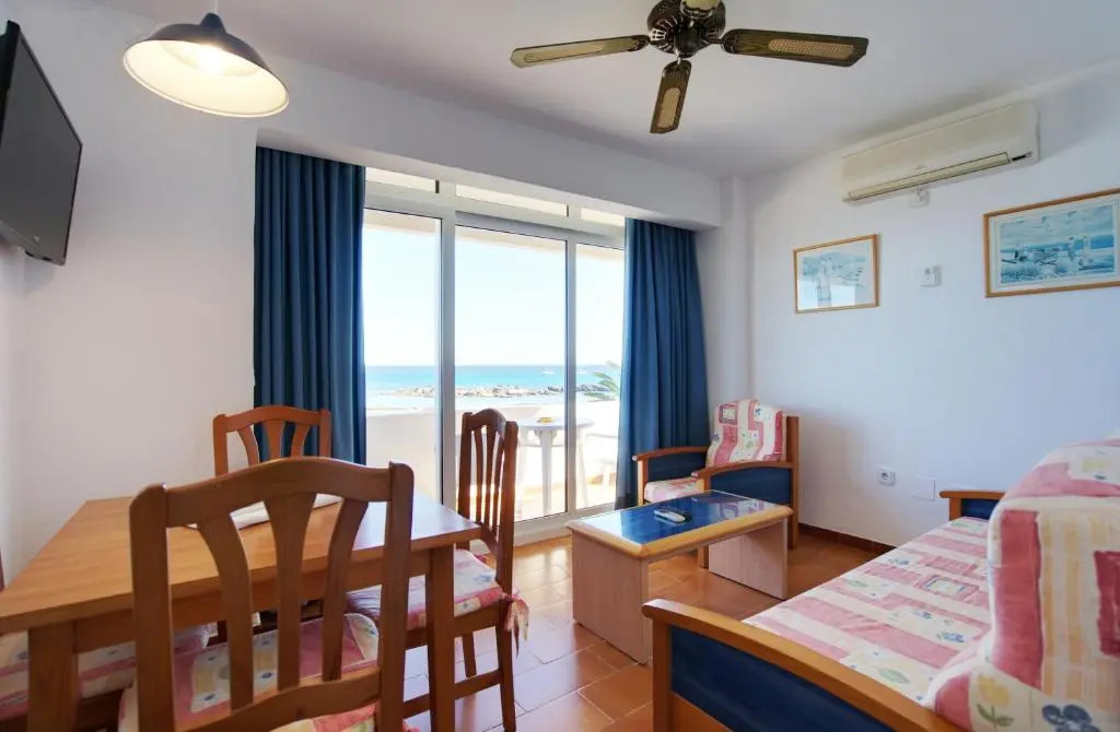Apartamentos Portu Saler