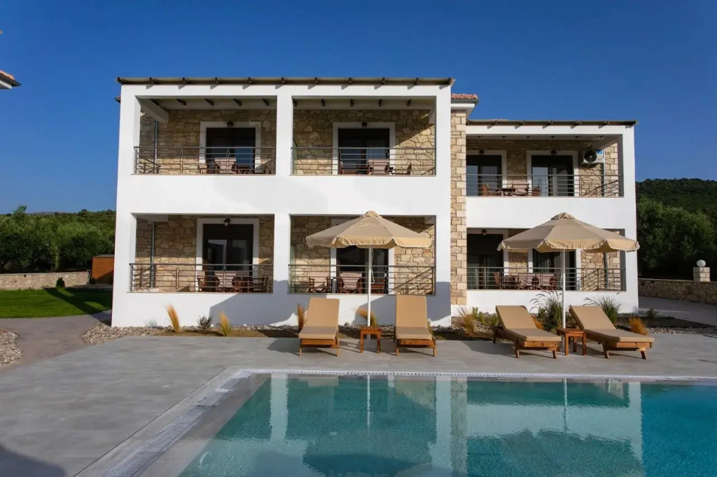 Michelangelo suites and apartments