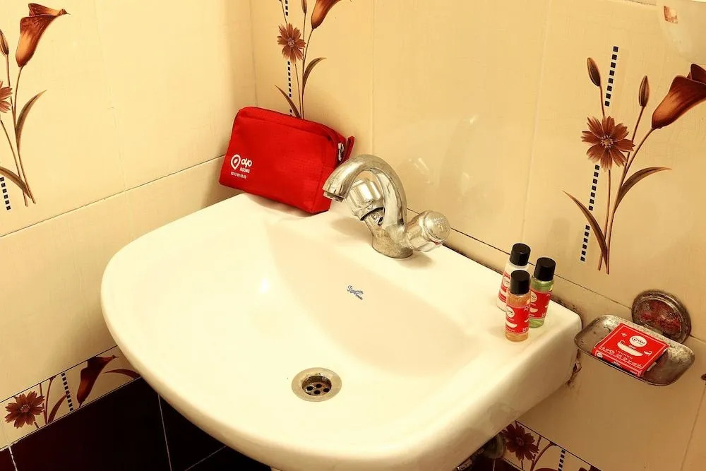 Hotel O Maruti Lodging