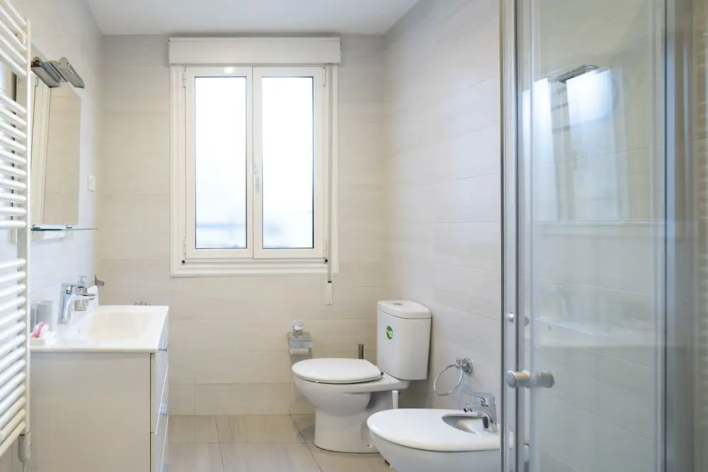 City Hall Iii Apartment With Parking By Aston Rentals