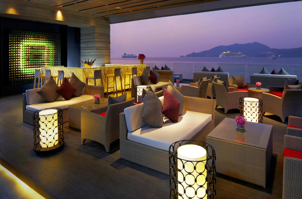 Курортный отель Amari Phuket