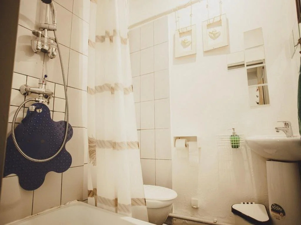 Tabouret Rooms na Mayakovskogo 17