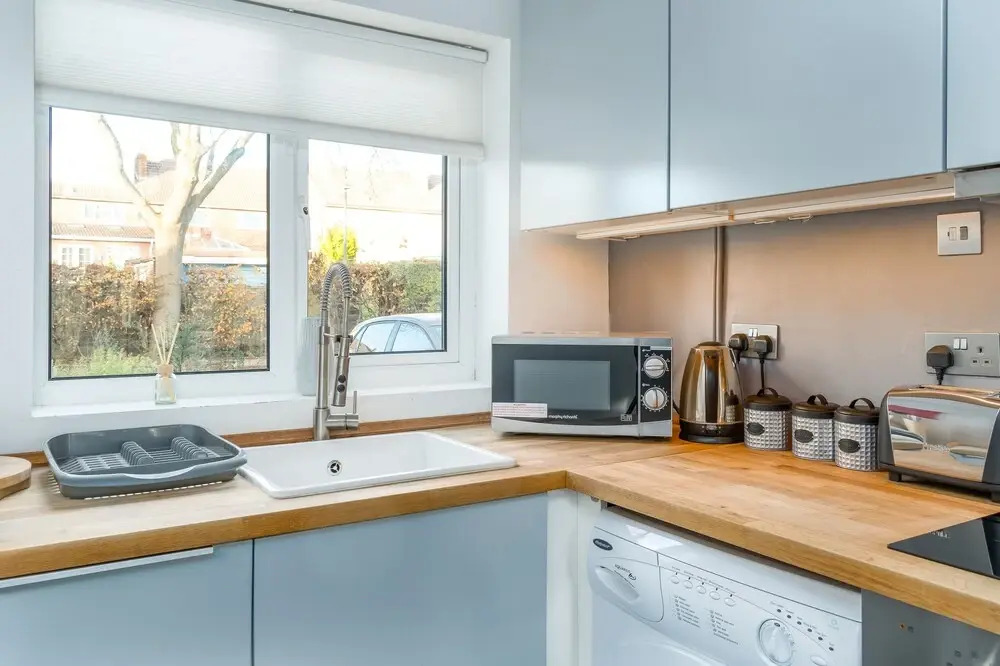 Elite Properties - Sleeps Up to 4 - Leamington Spa