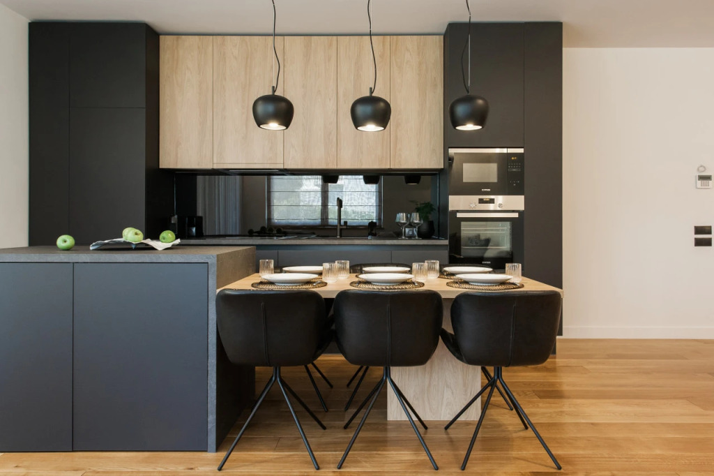 3BD Beachfront Athens Riviera Apartment by TheOlon