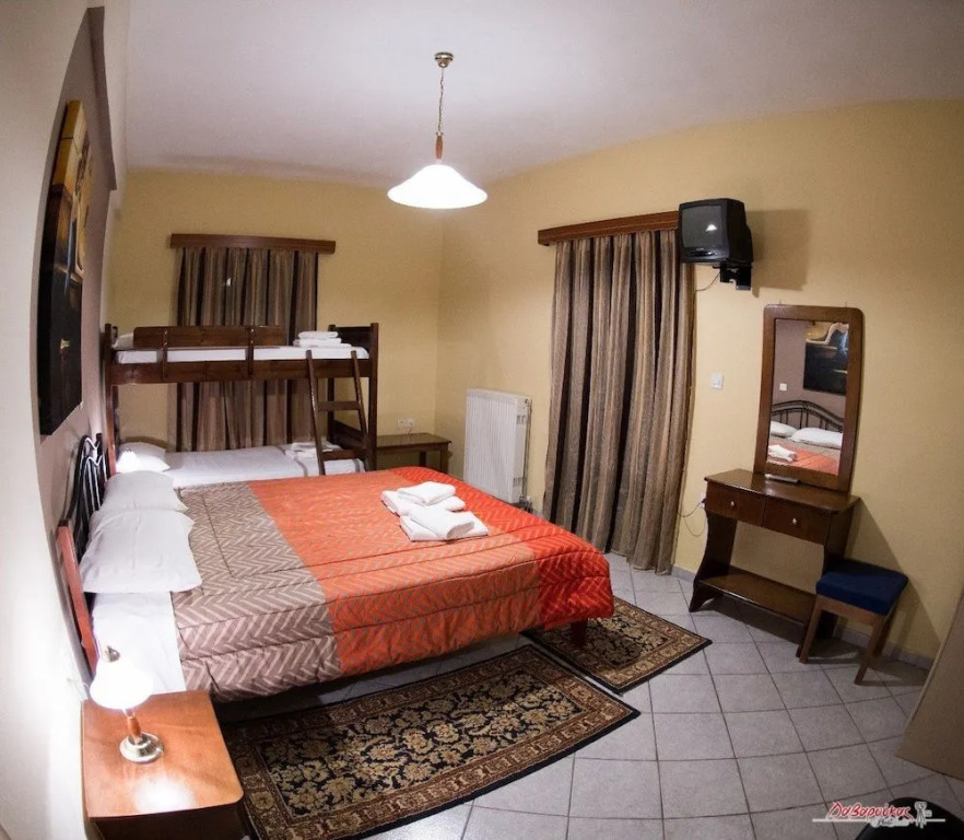 Hotel Tefthis