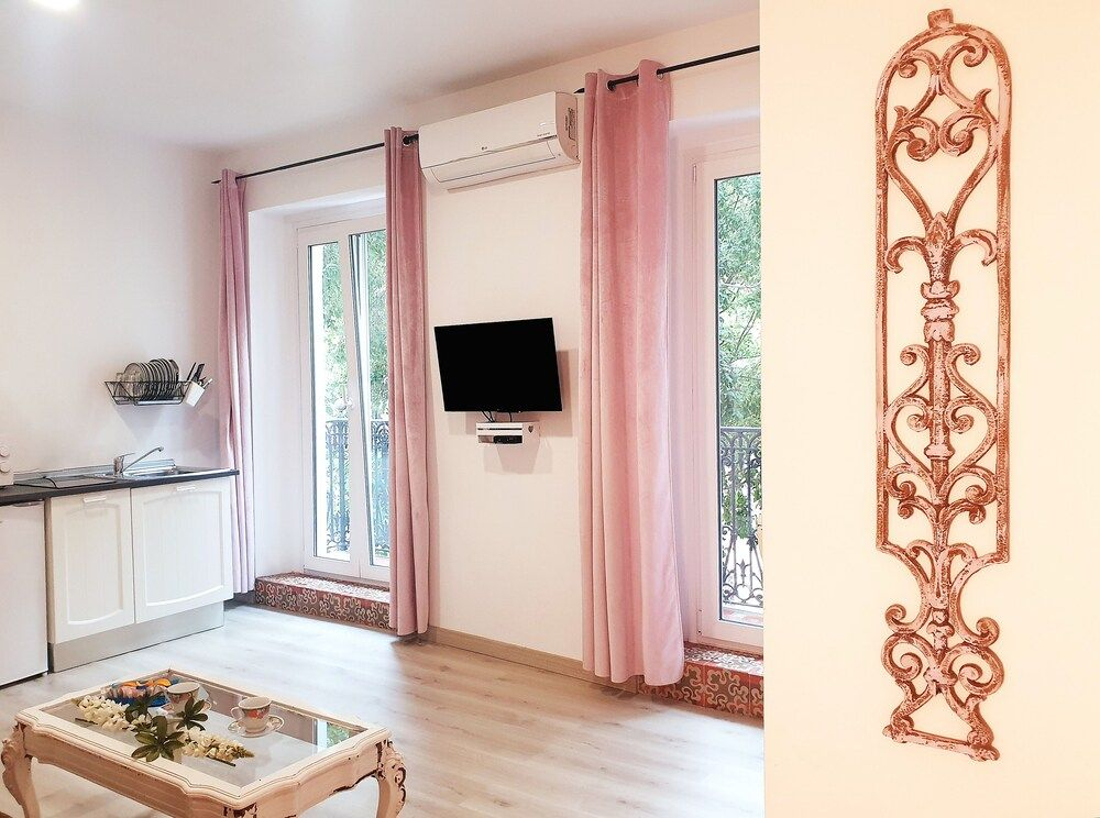 Palace House Hércules Apartments