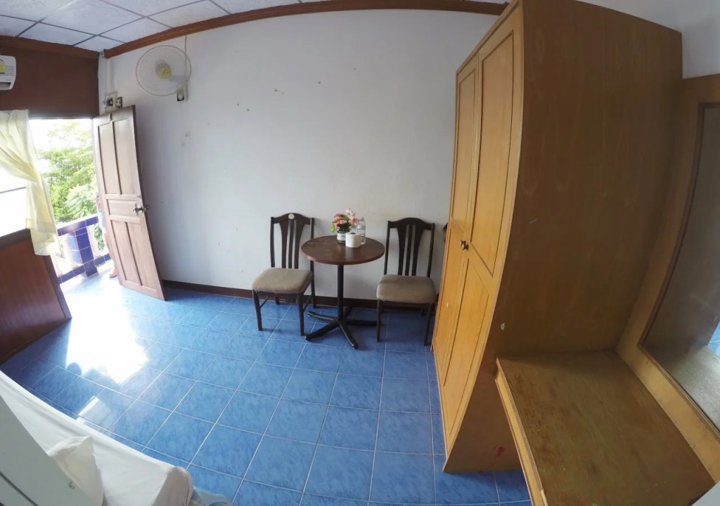 Tanyaporn House