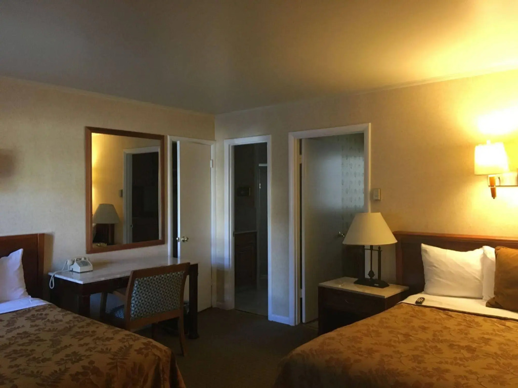 Pacific Heights Inn