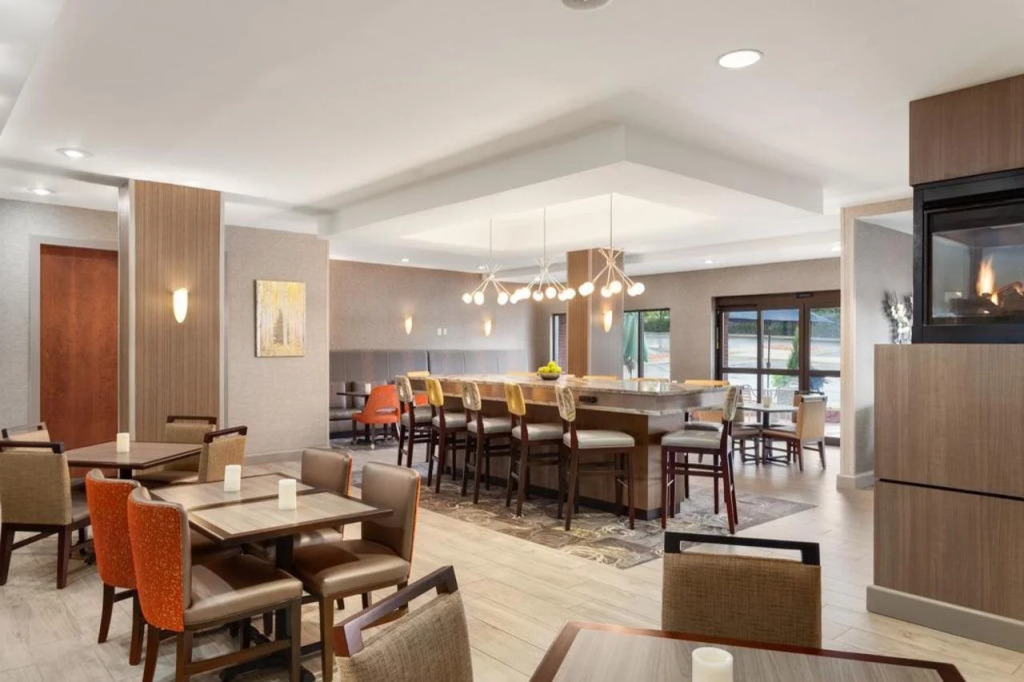 Hampton Inn & Suites Denver-Cherry Creek