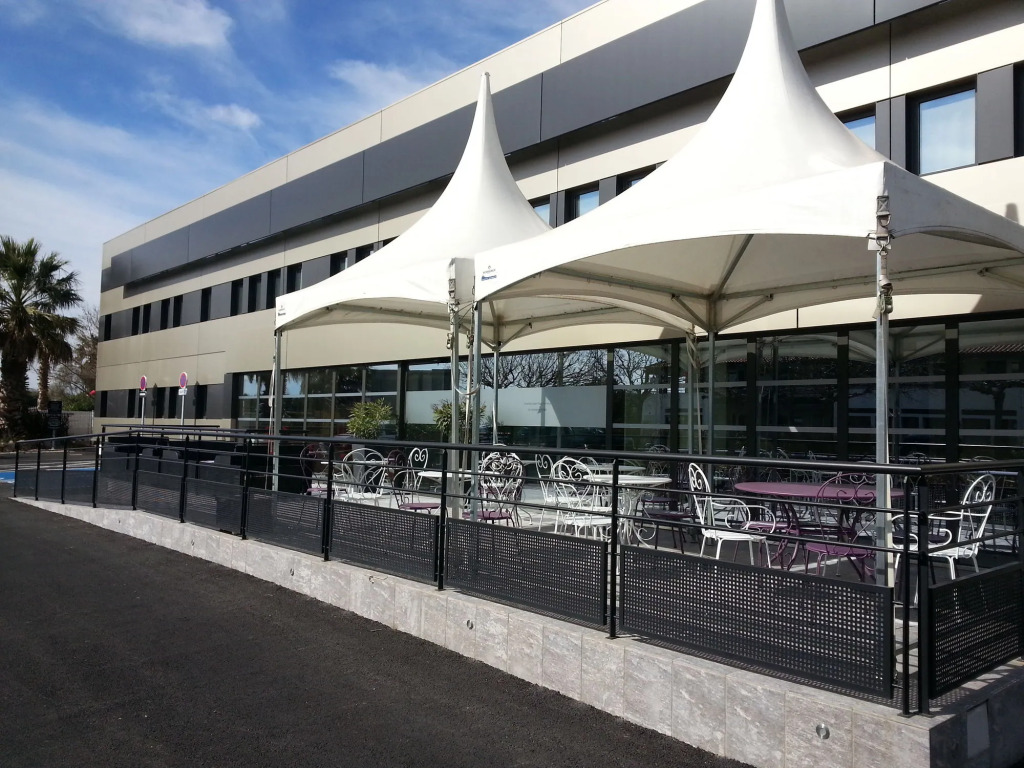 Brit Hotel Porte dEspagne