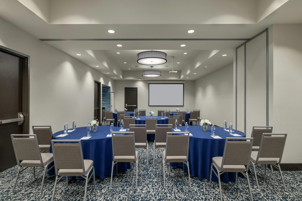 Hampton Inn & Suites - Roanoke-Downtown, VA
