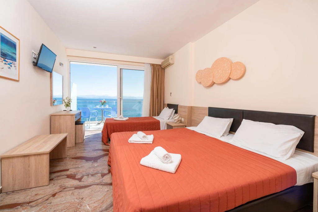 Отель Corfu Maris Bellos