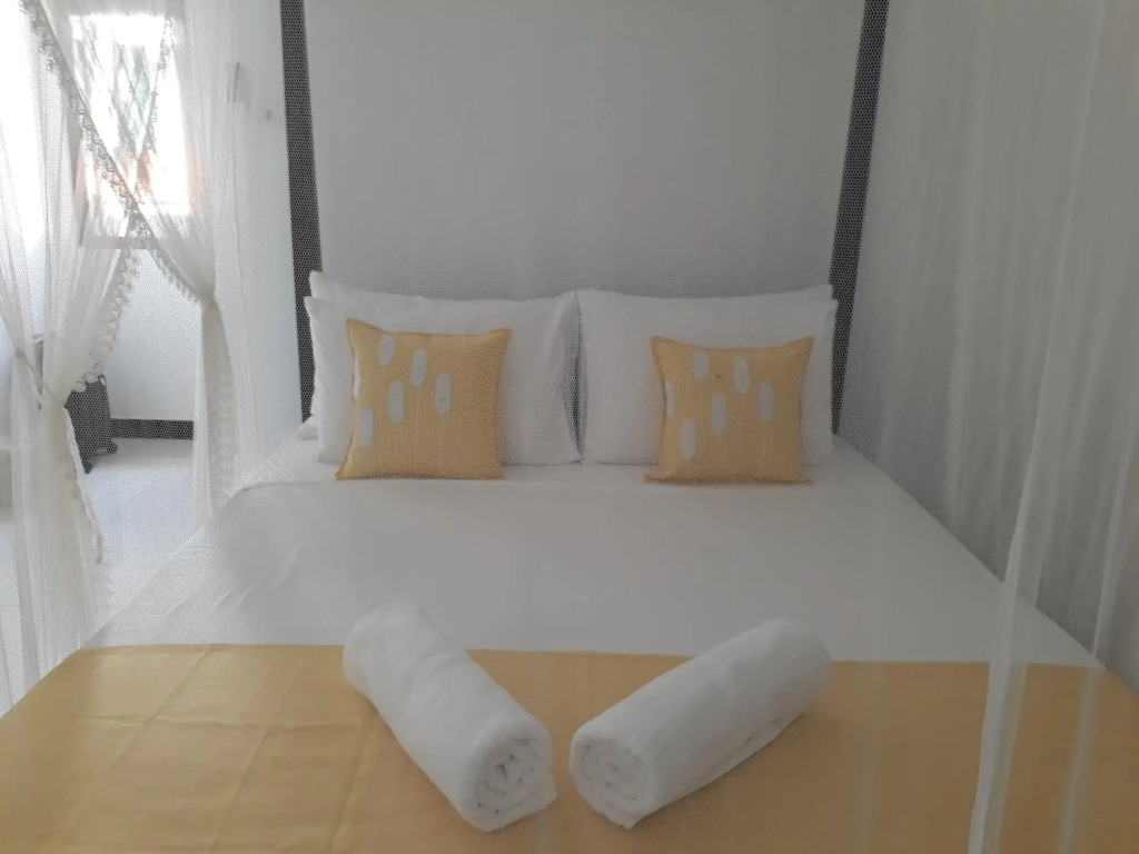 Apna Homestay Apartments