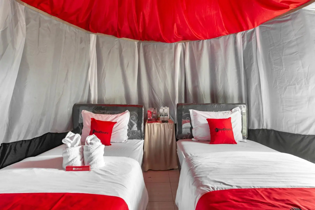 RedDoorz @ Apache Camp