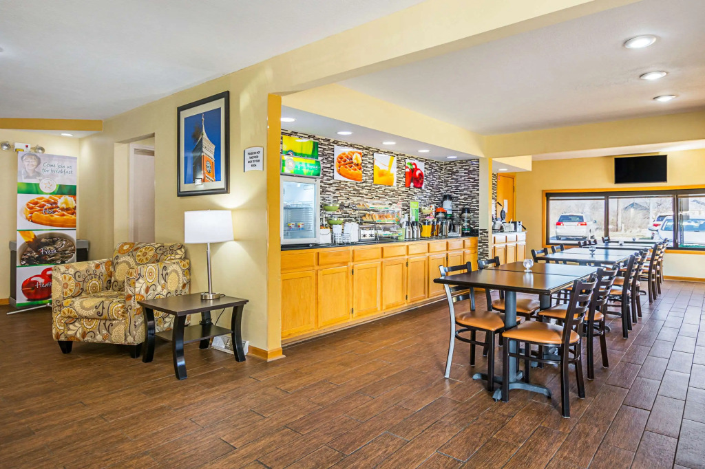 Quality Inn & Suites Greensburg I-74