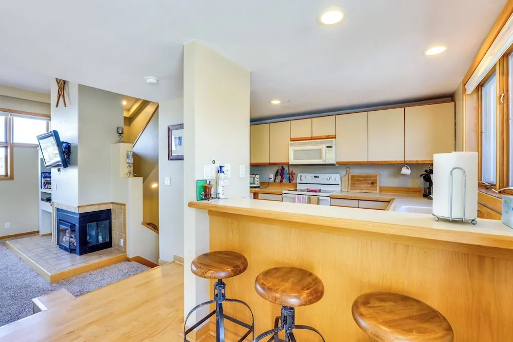 Winter Park Condo Rental: 4 Mi to Ski Resort!