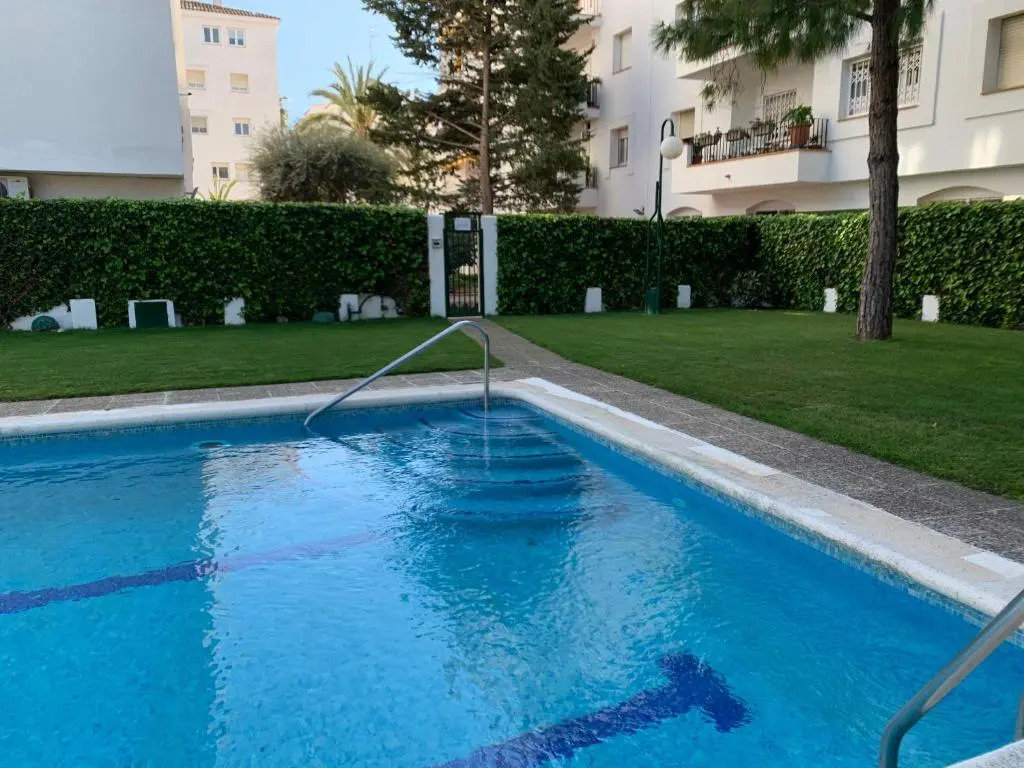 Sitges Spaces Oasis Penthouse 3 Bedroom, 2 Bathroom, Terrace, Pool, Sleeps up to 6