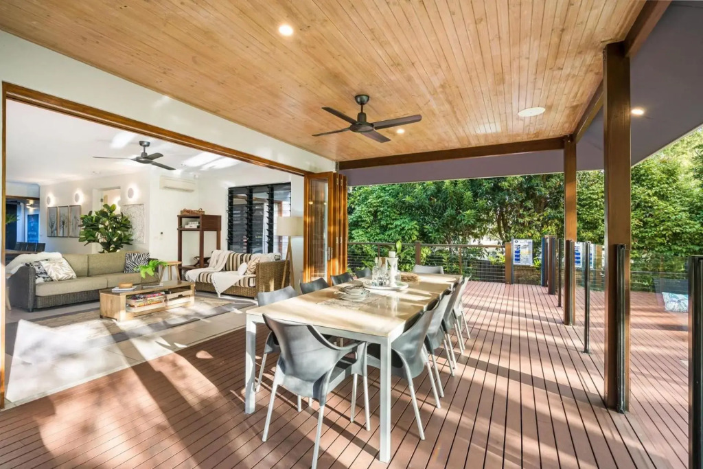 Belle Escapes Havenly Luxury Villa Palm Cove