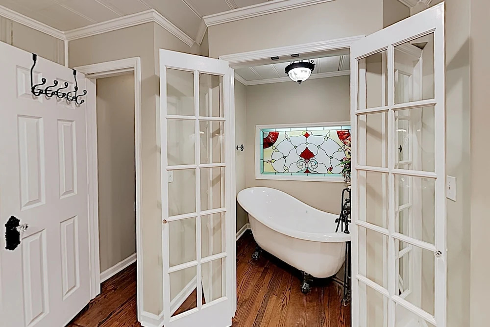 Elegant Updated W/ Pond On 20 Acres 4 Bedroom Home