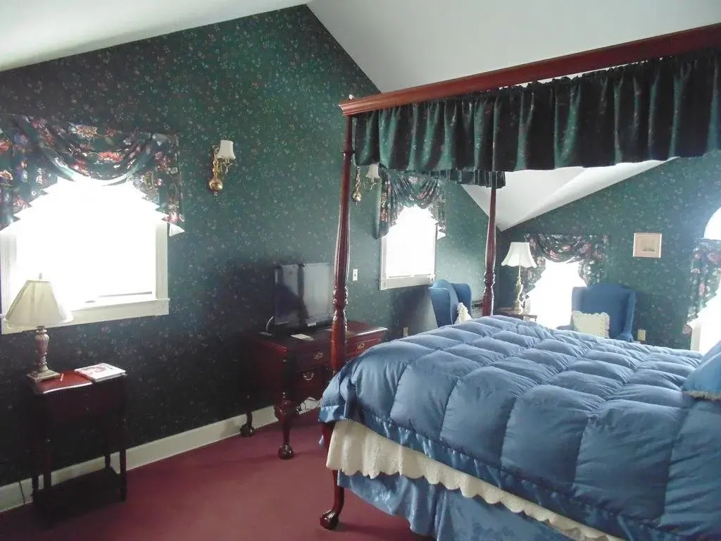 William Seaward Inn