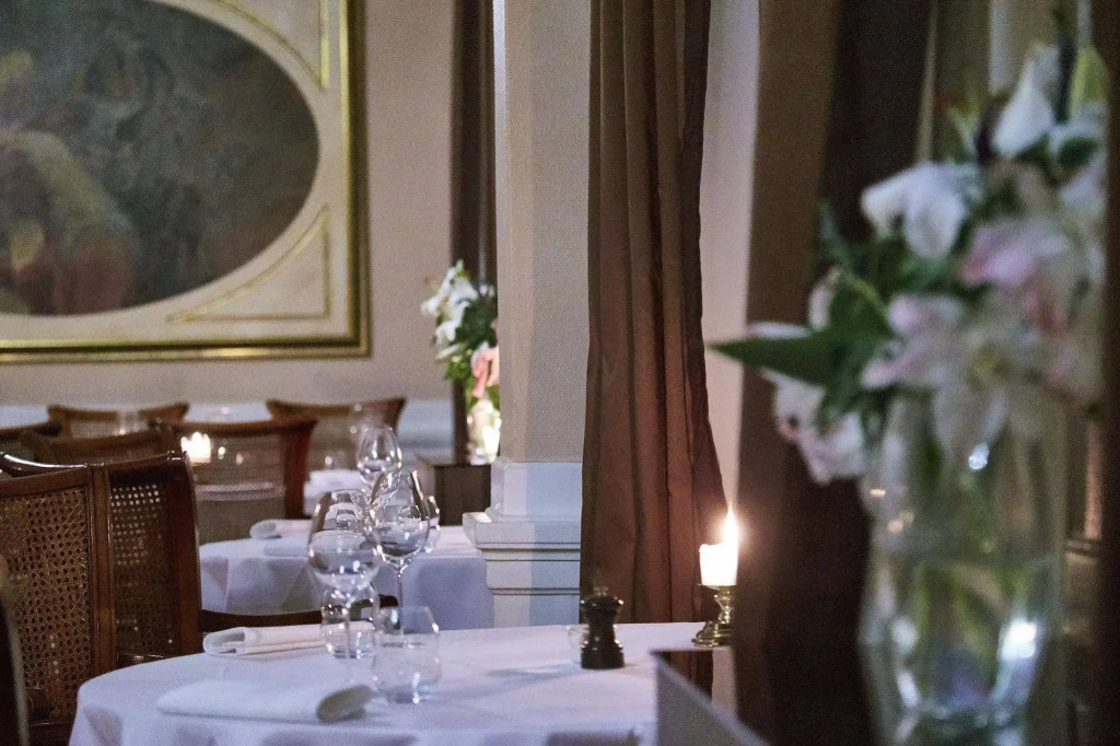 Hotel Royal