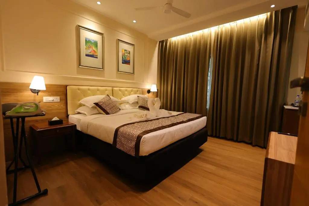Hotel Aashray Inn