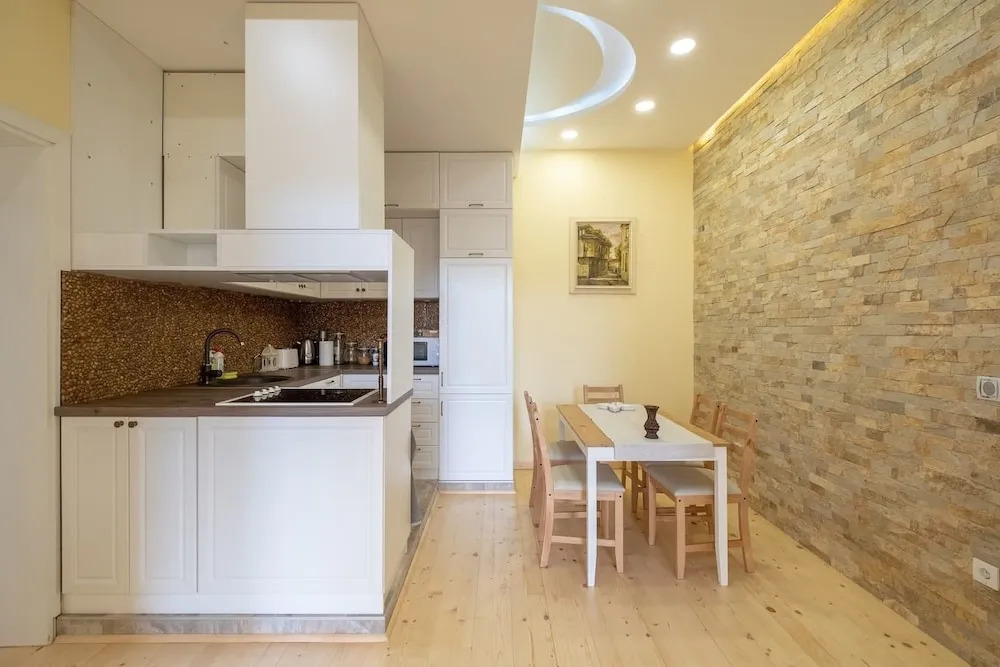 FM Deluxe 2-BDR Apartment - Fantastic Stay