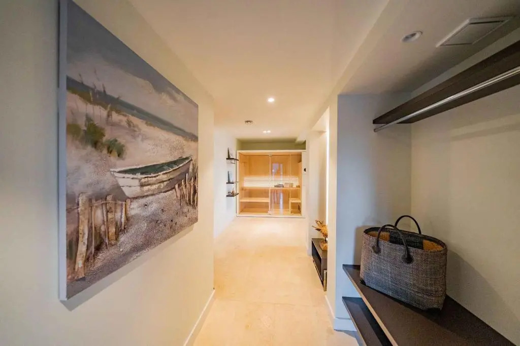 White Pearl Apartment 2.01