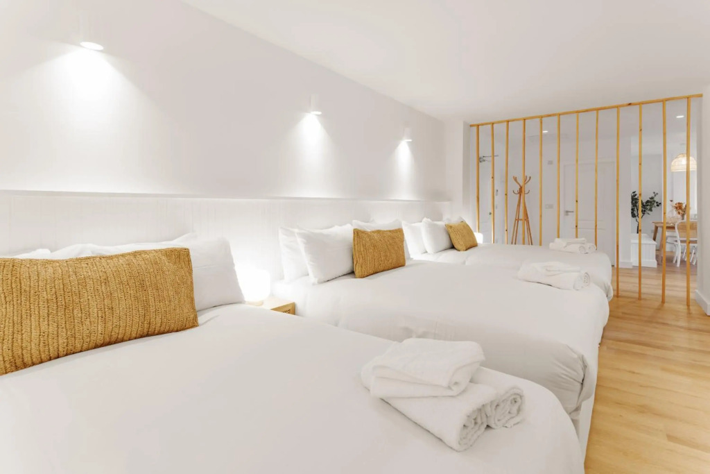 44 Renshaw Apart Hotel