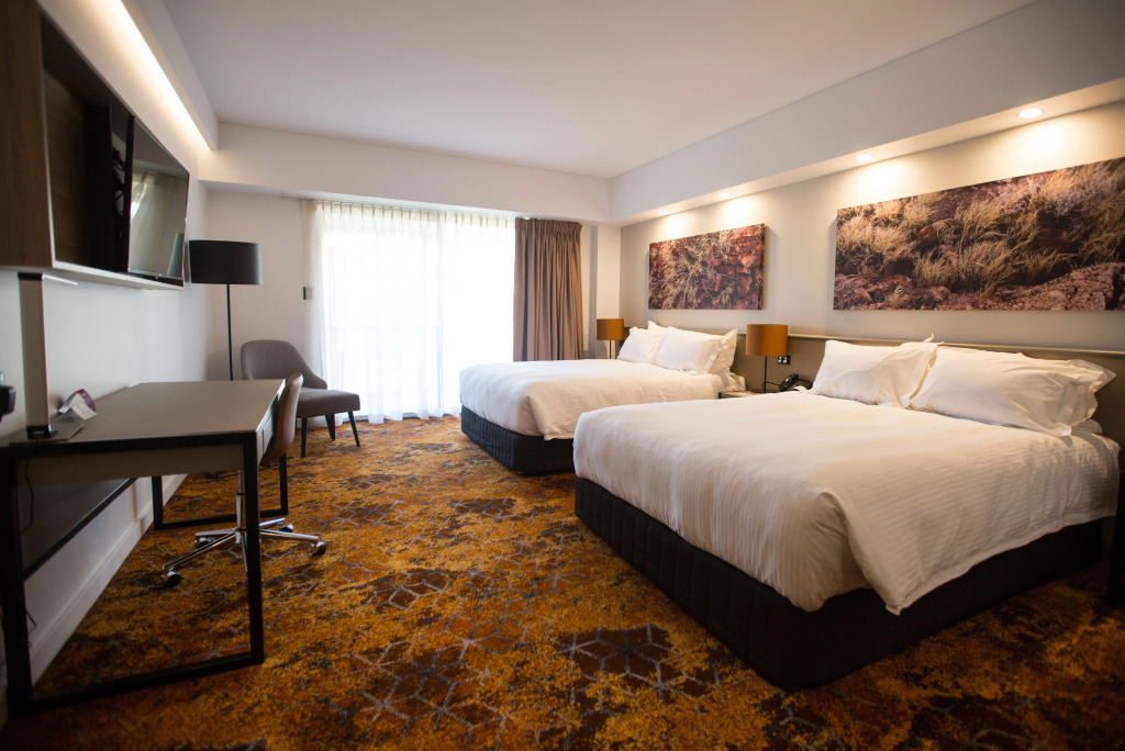 Crowne Plaza Alice Springs Lasseters by IHG