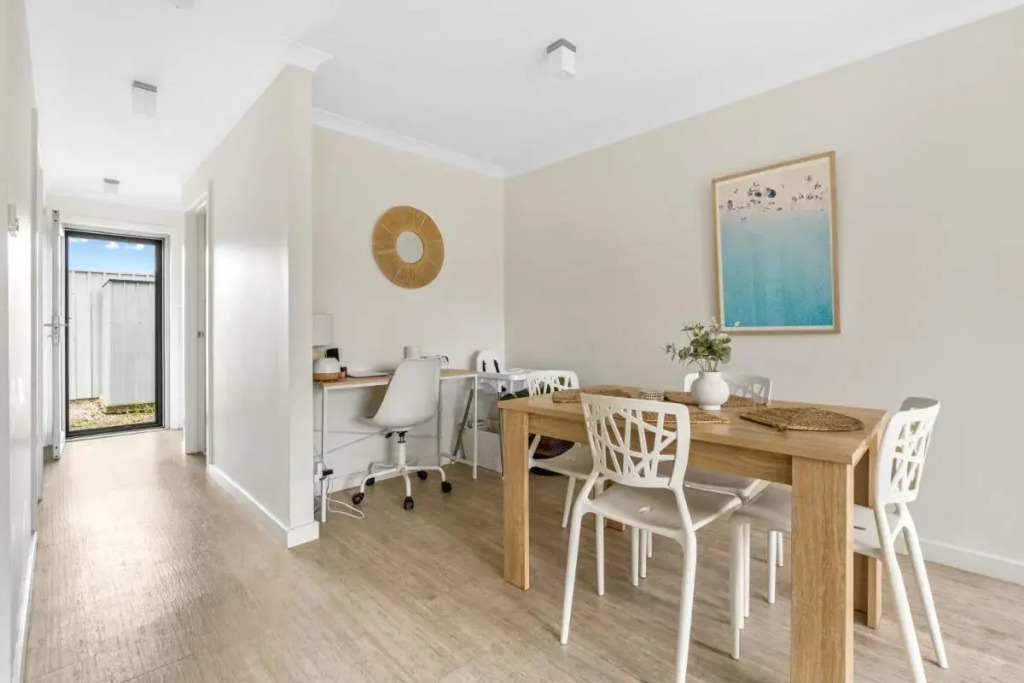 Stylish and Spacious Launceston Villa plus Free Wifi