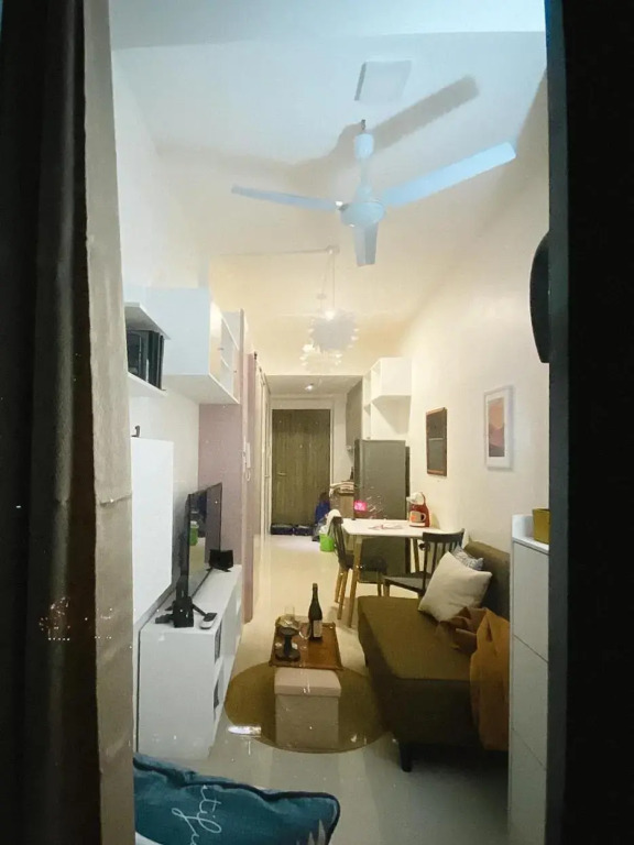 Fame Residences Tower-1 Unit 3207 in Mandaluyong 1 Br w Balcony City view